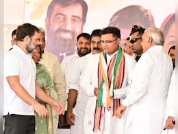 Ex MP Ashok Tanwar Rejoins Congress, Was Seeking Votes For BJP Hours Back Ex MP Ashok Tanwar Rejoins Congress, Was Seeking Votes For BJP Hours Back