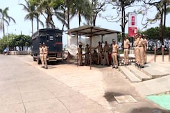 Security Tightened At Actor Salman Khan's Mumbai Home After Baba Siddique Shot Dead Security Tightened At Actor Salman Khan's Mumbai Home After Baba Siddique Shot Dead