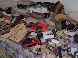 नकली CO के घर से पुलिस की वर्दी, बैच, कैप सहित कई सामान मिले, नौकरी के नाम पर कर चुका लाखों की ठगी नकली CO के घर से पुलिस की वर्दी, बैच, कैप सहित कई सामान मिले, नौकरी के नाम पर कर चुका लाखों की ठगी
