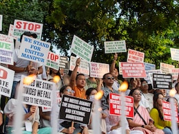 Northeast Students Hold Protest In Delhi, Call For Peace, Unity In Manipur Northeast Students Hold Protest In Delhi, Call For Peace, Unity In Manipur