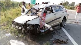राजस्थान के सिरोही में भीषण सड़क हादसा, डिवाइडर पार करके नाले में जा गिरी कार; 5 लोगों की मौत, 1 महिला घायल