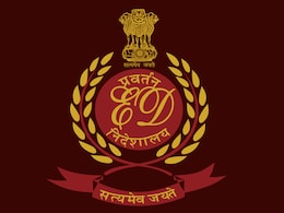 Liquor Scam: शराब घोटाले में ED ने छत्तीसगढ़ व झारखंड में मारा छापा, इस IAS के घर पहुंची टीम Liquor Scam: शराब घोटाले में ED ने छत्तीसगढ़ व झारखंड में मारा छापा, इस IAS के घर पहुंची टीम