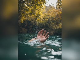 बिहार: रोहतास और कटिहार जिलों में नहाते समय डूबने से 10 बच्चों की मौत बिहार: रोहतास और कटिहार जिलों में नहाते समय डूबने से 10 बच्चों की मौत