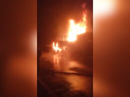 Didwana News: हाइवे पर ऑयल से भरे ट्रक में लगी भीषण आग, जान बचाने के लिए कूद गया ड्राइवर