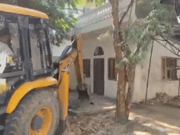 जयपुर में बुलडोजर एक्शन पर आपत्ति को सुप्रीम कोर्ट ने किया खारिज, RSS के लोगों पर हमले का मामला जयपुर में बुलडोजर एक्शन पर आपत्ति को सुप्रीम कोर्ट ने किया खारिज, RSS के लोगों पर हमले का मामला