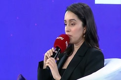 NDTV World Summit: Shraddha Kapoor Receives This Gift From Tabu For <i>Stree 2</i> Bumper Success NDTV World Summit: Shraddha Kapoor Receives This Gift From Tabu For <i>Stree 2</i> Bumper Success