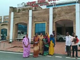 महिला स्वयं सहायता समूह में फर्जी अध्यक्ष और सचिव, पूर्व सदस्यों ने कलेक्टर को दिया लिखित आवेदन महिला स्वयं सहायता समूह में फर्जी अध्यक्ष और सचिव, पूर्व सदस्यों ने कलेक्टर को दिया लिखित आवेदन