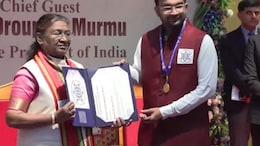 IIT भिलाई के 8 टॉपर्स को राष्ट्रपति मुर्मु ने गोल्ड मेडल से किया सम्मानित