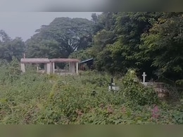 पूर्व विधायक ने बेटे के नाम कराई कब्रिस्तान की जमीन की रजिस्ट्री, अब प्रशासन ने लिया तगड़ा एक्शन