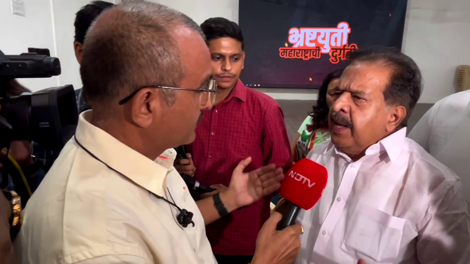 Maharashtra Elections 2024: 'MVA  में No Friendly Fight' - Ramesh Chennithala का बड़ा दावा