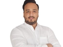 "10 करोड़ रुपये दो वरना..." : बाबा सिद्दीकी के बेटे जीशान सिद्दीकी को मिली धमकी "10 करोड़ रुपये दो वरना..." : बाबा सिद्दीकी के बेटे जीशान सिद्दीकी को मिली धमकी