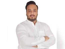 जीशान सिद्दीकी को ईमेल के ज़रिए धमकी देने के आरोप में त्रिनिदाद में शख्स गिरफ़्तार जीशान सिद्दीकी को ईमेल के ज़रिए धमकी देने के आरोप में त्रिनिदाद में शख्स गिरफ़्तार
