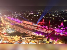सज गई है अयोध्या नगरी, फिर बनेगा विश्व रिकॉर्ड... दीपोत्सव पर जलेंगे इस बार 25 लाख दीये सज गई है अयोध्या नगरी, फिर बनेगा विश्व रिकॉर्ड... दीपोत्सव पर जलेंगे इस बार 25 लाख दीये