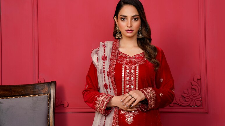 Dussehra Sale: स्टाइल, ट्रेडिशन और फैशन का कॉम्बिनेशन हैं ये वूमेन एथनिक वियर, कलेक्शन ऐसी की तुरंत कर देंगे ऑर्डर Dussehra Sale: स्टाइल, ट्रेडिशन और फैशन का कॉम्बिनेशन हैं ये वूमेन एथनिक वियर, कलेक्शन ऐसी की तुरंत कर देंगे ऑर्डर