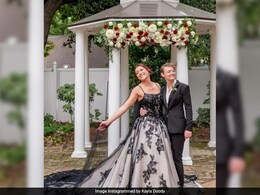 पक्की सहेली की खातिर महिला ने मंगेतर को किया डंप, फूलों से सजे स्टेज पर सखी संग रचाई शादी पक्की सहेली की खातिर महिला ने मंगेतर को किया डंप, फूलों से सजे स्टेज पर सखी संग रचाई शादी