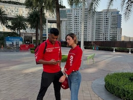 Zomato CEO Deepinder Goyal And Wife Grecia Munoz Turn Delivery Agents For A Day Zomato CEO Deepinder Goyal And Wife Grecia Munoz Turn Delivery Agents For A Day