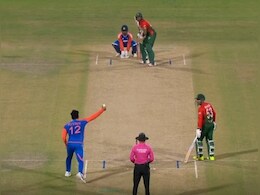 VIDEO: मलिंगा की स्टाइल में गेंद फेंकना रियान पराग को पड़ा महंगा, अंपायर ने दिया 'नो बॉल' जानें क्यों