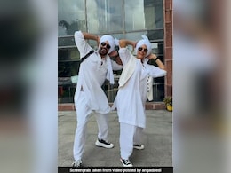 Inside Neha Dhupia And Angad Bedi's Diljit Dosanjh-Themed Halloween: "<i>Saada</i> Avenger" Inside Neha Dhupia And Angad Bedi's Diljit Dosanjh-Themed Halloween: "<i>Saada</i> Avenger"