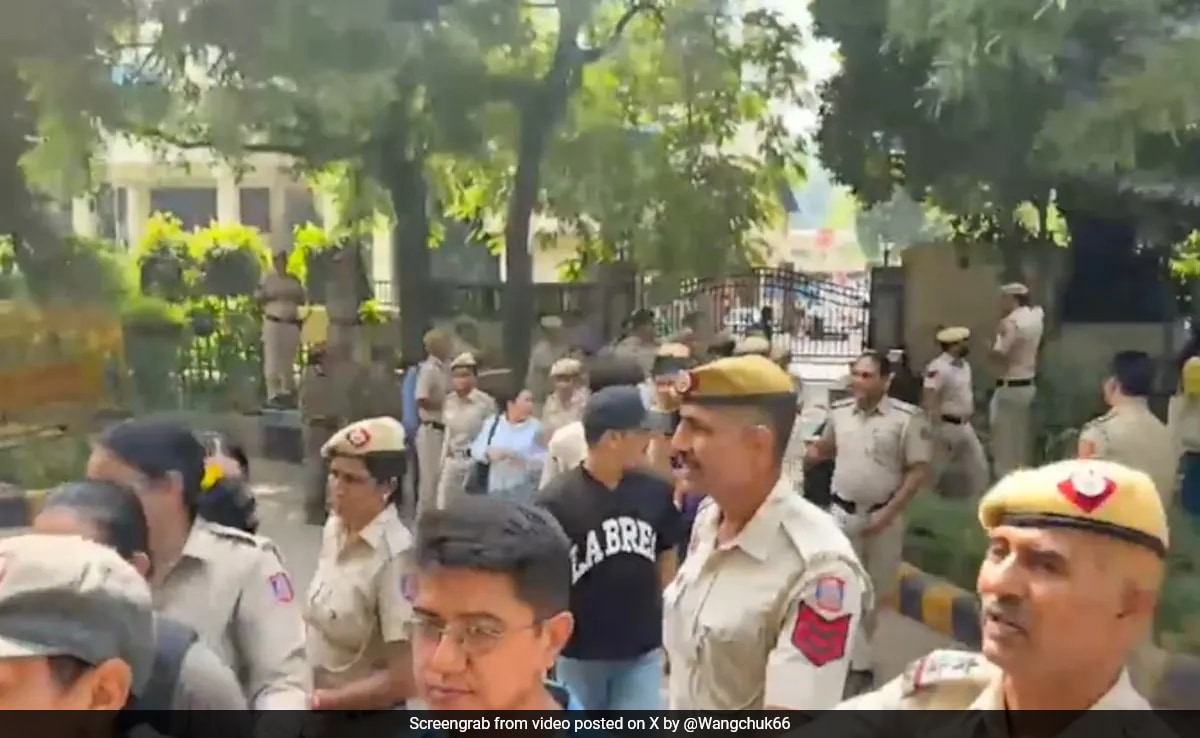 Sonam Wangchuk, Others Detained For Protesting Outside Delhi's Ladakh Bhavan