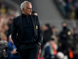 UEFA Europa League: Jose Mourinho Sees Red As Fenerbahce Hold Manchester United UEFA Europa League: Jose Mourinho Sees Red As Fenerbahce Hold Manchester United