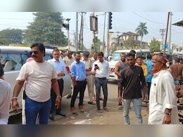 Burhanpur News: संपत्ति को लेकर वक्फ दरगाह कमेटी  और नगर निगम में विवाद, तहसीलदार ने इंजीनियर को दिलाया कब्जा