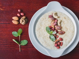 Rice Kheer Who? This Kesar Pista Chia Pudding Will Be Your New Festive Obsession Rice Kheer Who? This Kesar Pista Chia Pudding Will Be Your New Festive Obsession