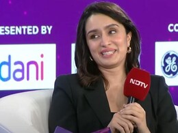 श्रद्धा कपूर ने बताया पापा शक्ति कपूर ऐक्टर नहीं, कुछ और बनने जा रहे थे