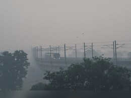 दिल्ली की आबोहवा में घुला 'जहर', कई जगहों के AQI का बुरा हाल, देखिए पूरी लिस्ट
