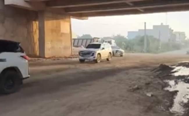 Rape Convict Gurmeet Ram Rahim Walks Out Of Jail On 20-Day Parole Rape Convict Gurmeet Ram Rahim Walks Out Of Jail On 20-Day Parole