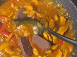Watch: Woman Cooks Mushroom Gravy With Chocolate, Internet Is Unhappy