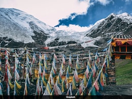China To Build Xinjiang-Tibet Rail Link 'Near' Line Of Actual Control: Report China To Build Xinjiang-Tibet Rail Link 'Near' Line Of Actual Control: Report
