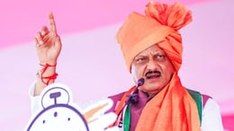 Maharashtra Politics: शिवसेना- राष्ट्रवादीत पुन्हा वाद पेटला! अजित पवारांच्या बैठकीला दांडी; रायगडमध्ये काय घडलं?