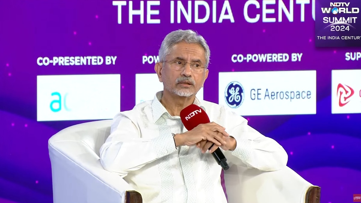 NDTV World Summit जयशंकर ने कहा पड़ोसी देशों में भारत को राजनीति का