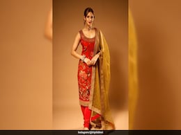 Triptii Dimri Radiated With Festive Elegance In A Red Floral Ritu Kumar <i>Salwar</i> Suit Triptii Dimri Radiated With Festive Elegance In A Red Floral Ritu Kumar <i>Salwar</i> Suit
