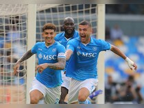 Giovanni Di Lorenzo Fires Napoli Five Points Clear, Atalanta Hit Verona For Six