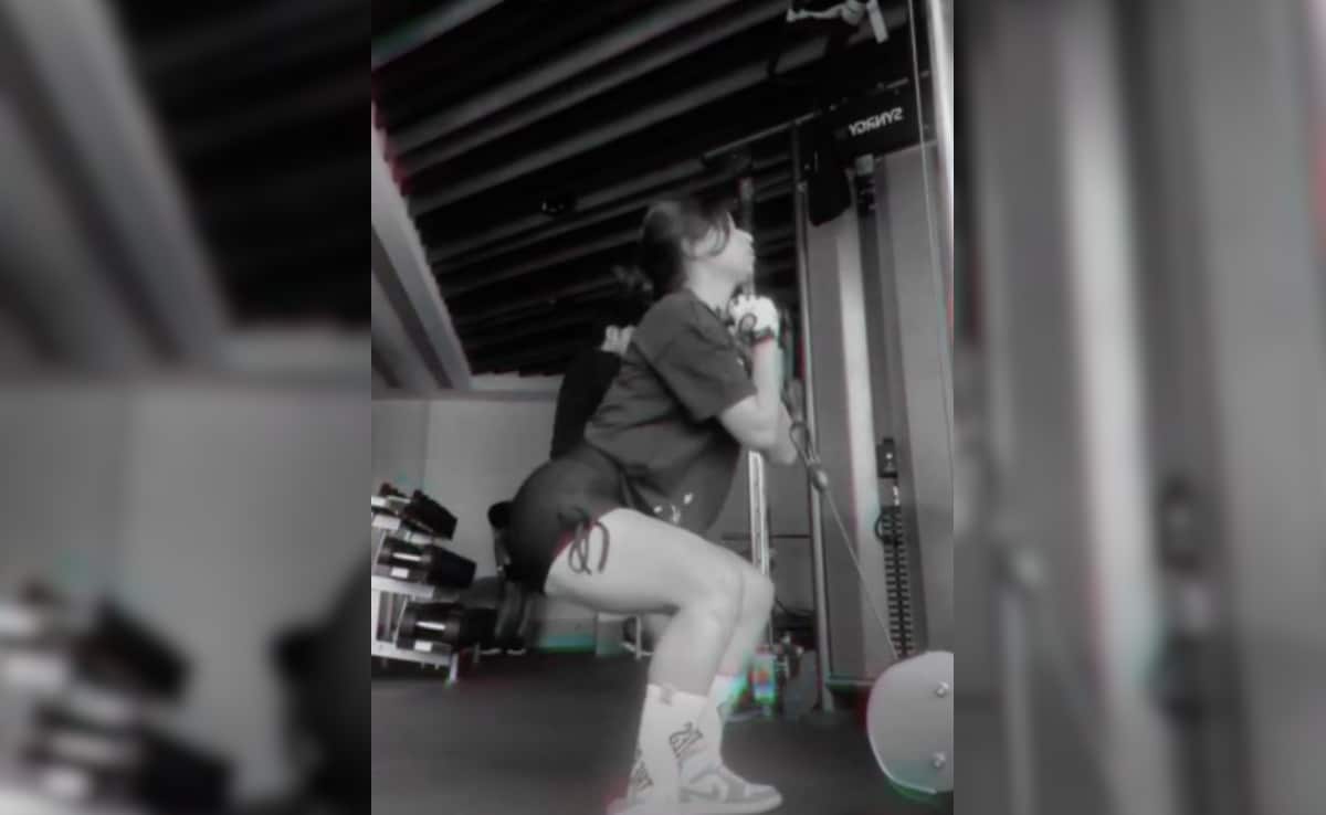 Power Pack Your Core Routine With A Round Of Cable Squats At The Gym