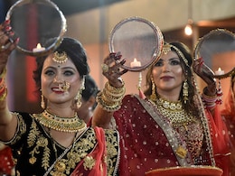 Karwa Chauth 2025: 9 या 10 अक्टूबर कब है करवा चौथ? जानें इस दिन बनाएं जाने वाले व्यंजन, शुभ मुहूर्त और चंद्रोदय का समय Karwa Chauth 2025: 9 या 10 अक्टूबर कब है करवा चौथ? जानें इस दिन बनाएं जाने वाले व्यंजन, शुभ मुहूर्त और चंद्रोदय का समय