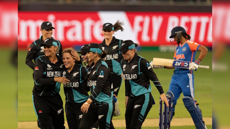 ICC Women's World Cup: भारतीय बल्लेबाजों का शर्मनाक प्रदर्शन, न्यूजीलैंड के खिलाफ 58 रनों से गंवाया मैच