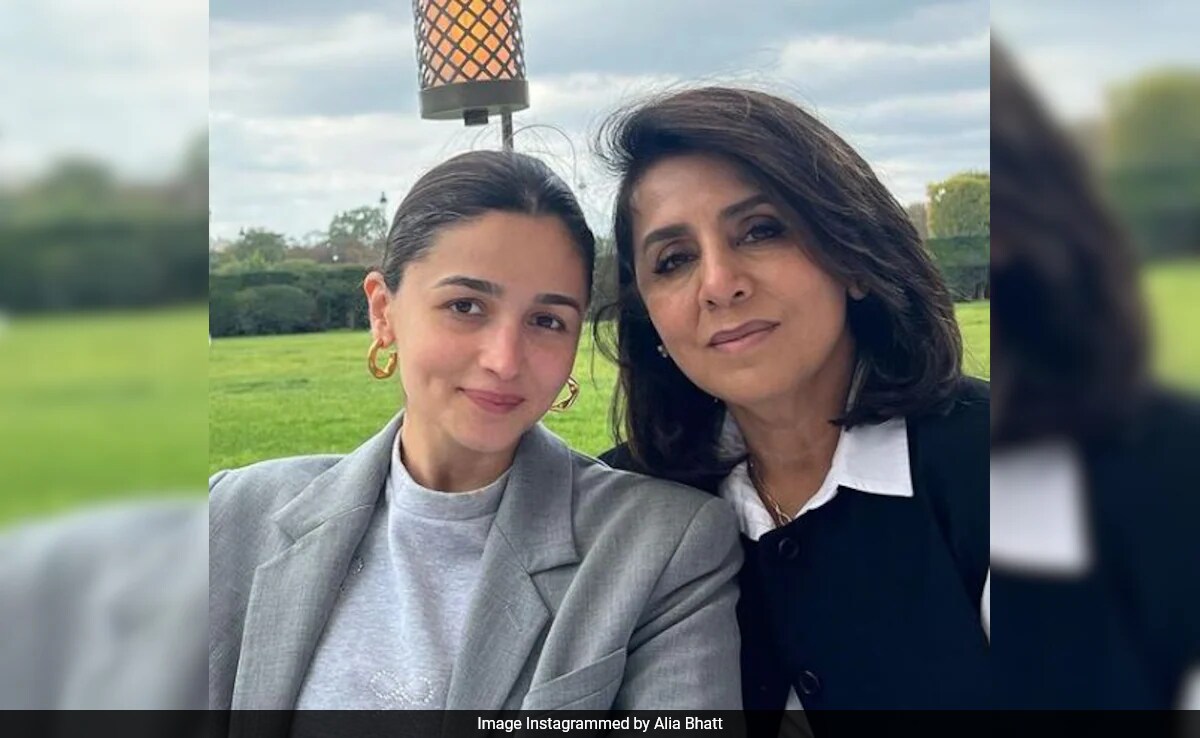 Alia Bhatt's Paris "Memories" Has A Neetu Kapoor Connection