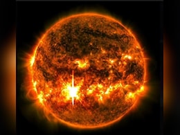 सूरज से अचानक निकली ऐसी भयानक लपट, NASA के साइंटिस्ट भी रह गए हैरान, देखिए वीडियो सूरज से अचानक निकली ऐसी भयानक लपट, NASA के साइंटिस्ट भी रह गए हैरान, देखिए वीडियो