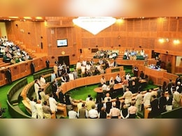 जम्मू-कश्मीर के नव निर्वाचित विधायकों को सोमवार को दिलाई जाएगी शपथ  जम्मू-कश्मीर के नव निर्वाचित विधायकों को सोमवार को दिलाई जाएगी शपथ