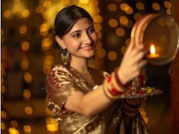 Karwa Chauth की नहीं की अभी तक कोई तैयारी, तो आउटफिट, हेयरस्टाइल से लेकर मेकअप,फुटवियर तक... इस सेल में है सबकुछ Karwa Chauth की नहीं की अभी तक कोई तैयारी, तो आउटफिट, हेयरस्टाइल से लेकर मेकअप,फुटवियर तक... इस सेल में है सबकुछ