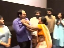 महिला को फिल्म में मारा था पत्थर, फैंस को सरप्राइज़ देने थिएटर पहुंचे, तो आंटी ने देखते ही शुरु कर दी एक्टर  की कुटाई