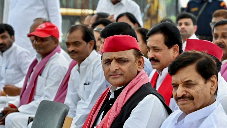 "सुसभ्य लोगों की निशानी नहीं...": अखिलेश यादव ने जानिए किस बात पर योगी सरकार को दी नसीहत