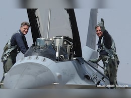 जब बेंगलुरु के आसमान में रतन टाटा ने उड़ाए थे F-16 और F-18 फाइटर जेट, ऐसा था उनका एक्सपीरियंस जब बेंगलुरु के आसमान में रतन टाटा ने उड़ाए थे F-16 और F-18 फाइटर जेट, ऐसा था उनका एक्सपीरियंस
