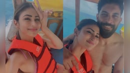 Like Mouni Roy Who Went Swimming In Maldives, 5 Water Workouts To Stay Fit With On Vacation