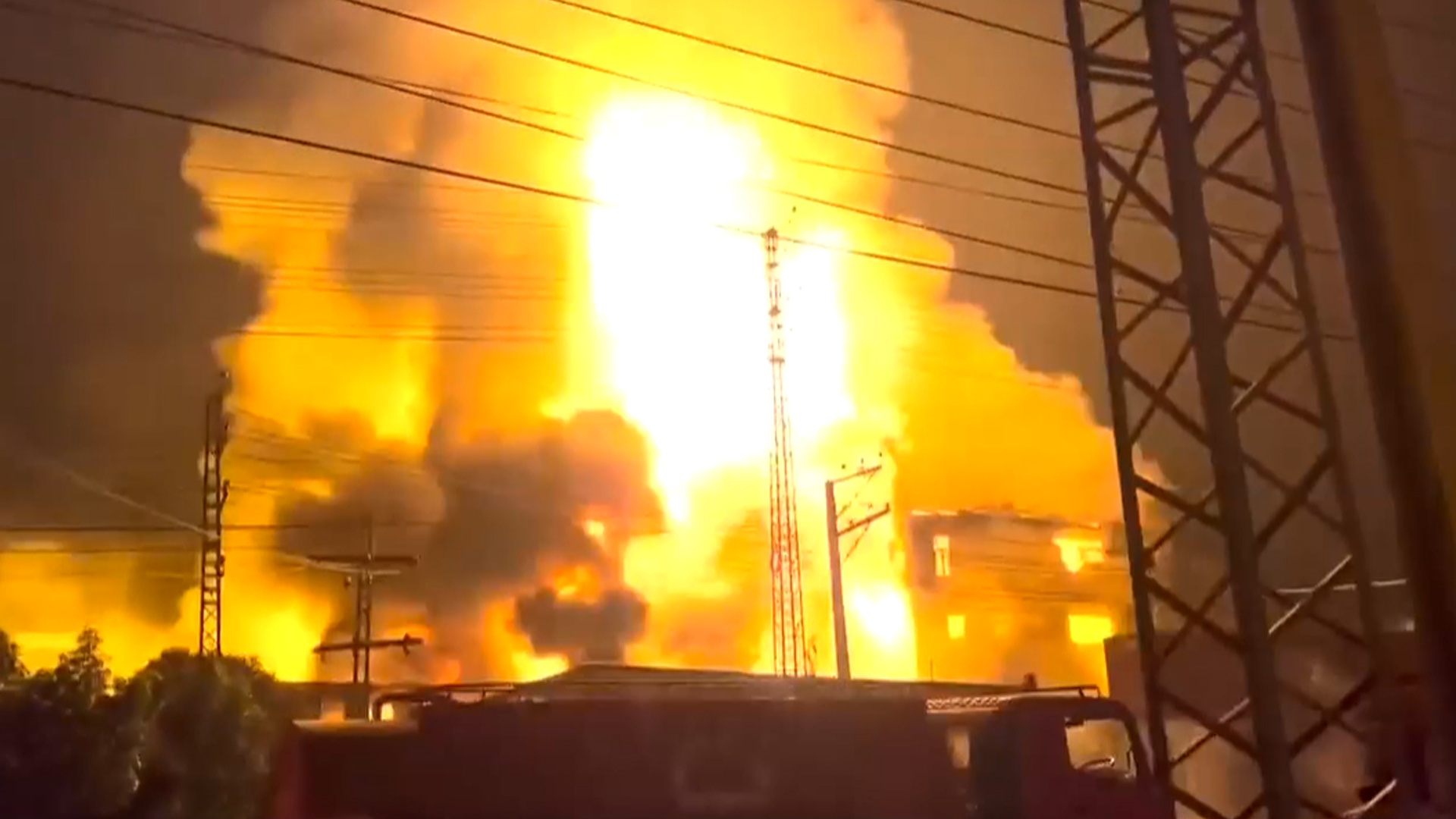 23 Hours On, Firefighters Struggle To Contain Blaze In Peshawar