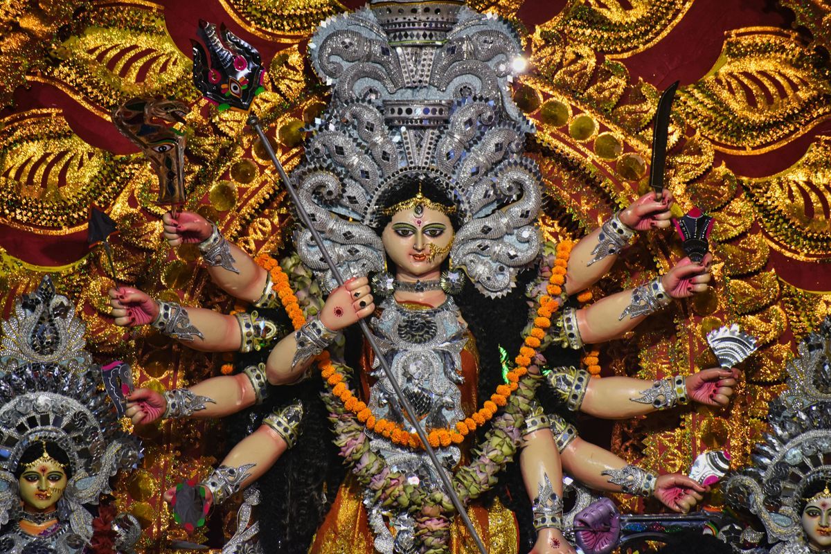 Happy Navratri 2024: 10 WhatsApp Messages, Wishes And Images To Share