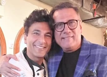 Boman Irani Visits Chef Vikas Khanna's New York Restaurant, Calls It An  Boman Irani Visits Chef Vikas Khanna's New York Restaurant, Calls It An