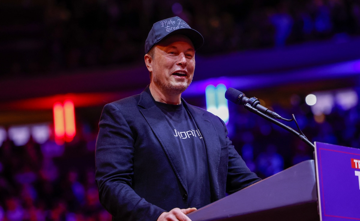 Elon Musk’s ‘MAGA’ Cap Text Has Eerie Resemblance With Hitler’s Nazi Font